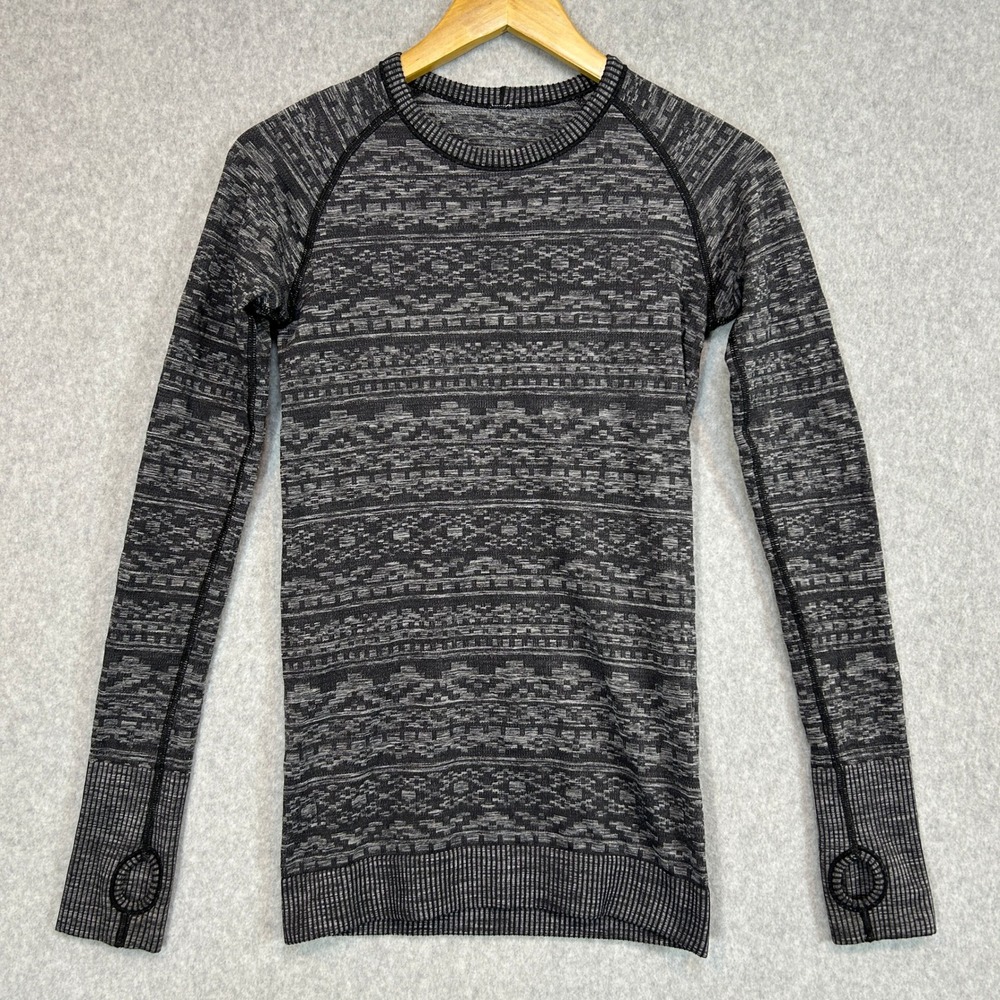 Lululemon Size 0 / 2 Rest Less Crewneck Long Sleeve Shirt Gray Black Aztec Print